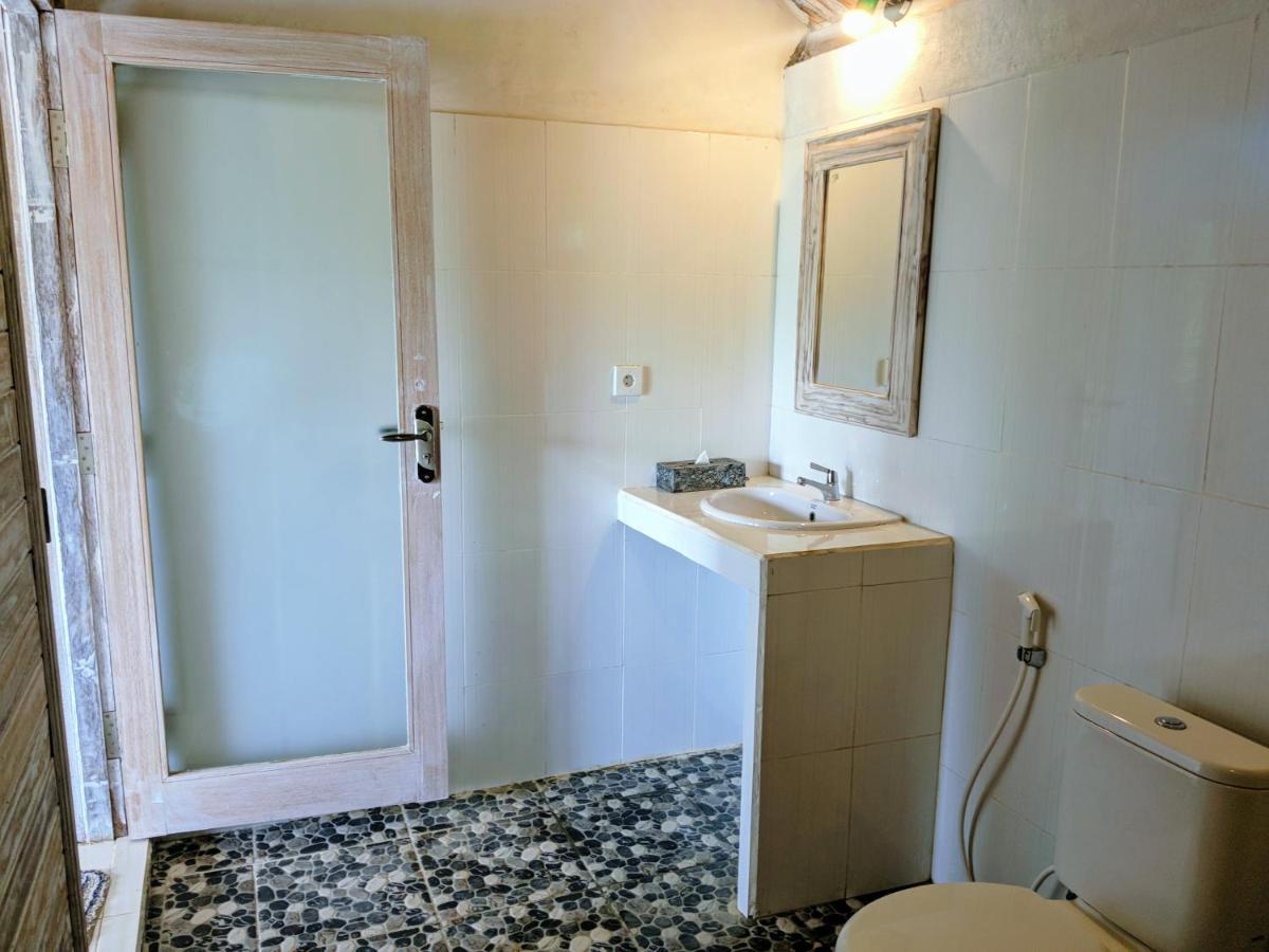 Mesari Hut Lembongan Hotel ภายนอก รูปภาพ