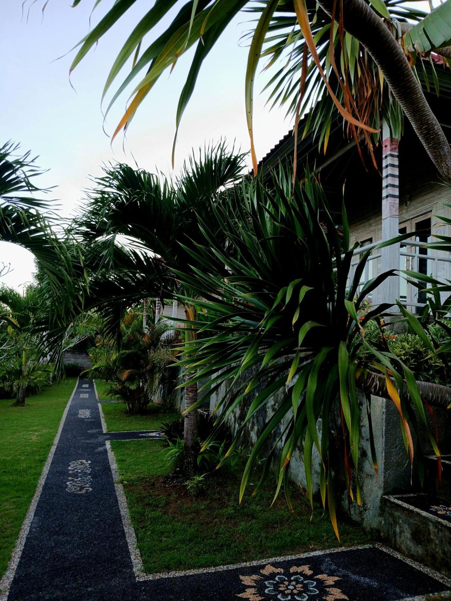 Mesari Hut Lembongan Hotel ภายนอก รูปภาพ