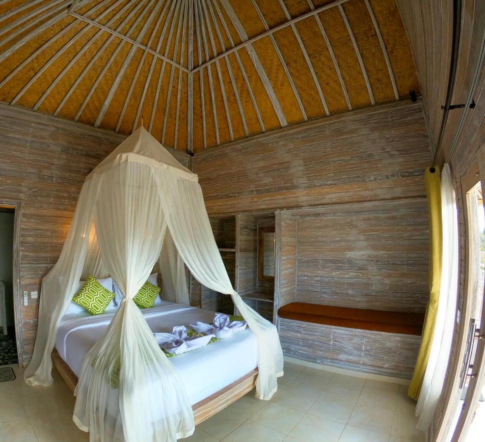 Mesari Hut Lembongan Hotel ภายนอก รูปภาพ